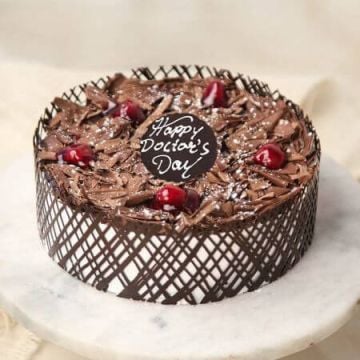 Eggless Doc Day Exclusive Blackforest Cake Half Kg