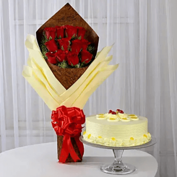 1 Kg Eggless Butter Scotch Cake with 6 Red Roses Bunch