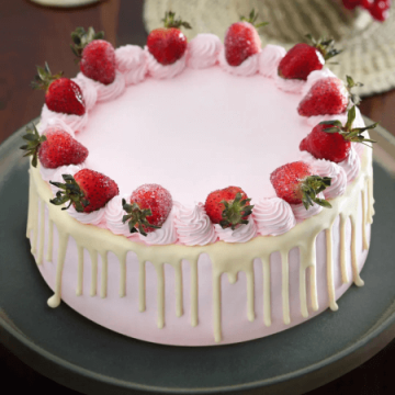 Exquisite Strawberry Cake 1 Kgs