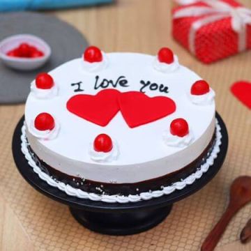 Eggless Love Cake Half Kg