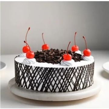 Eggless Luscious Black Forest Cake Half Kg