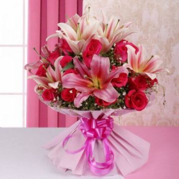 Oriental Touch 15 Pink Roses with 8 Pink Lilies Bunch