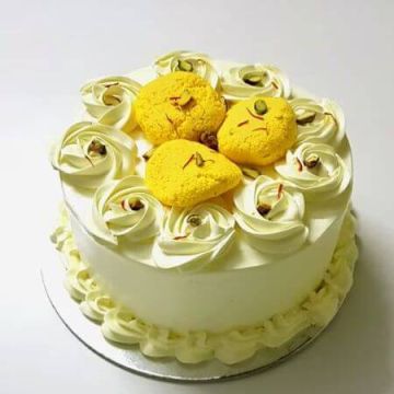 Palatable Rasmalai Cake Half Kg