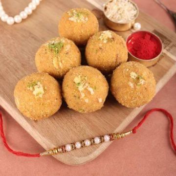 Rakhi with 250 gms Besan Ladoo