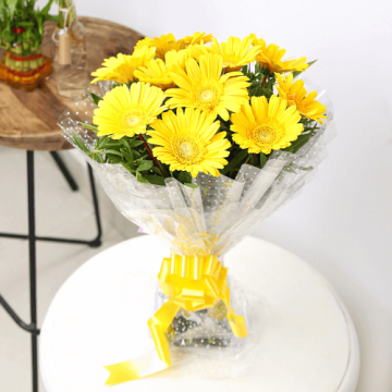 Sunshine 10 Yellow Gerberas Bouquet