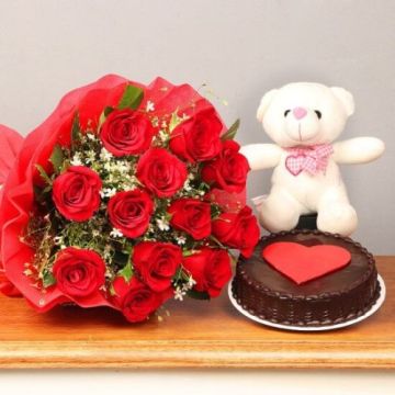 Eggless Half Kg Rich Chocolate Cake with 6 Red Roses Bunch and 6 Inch Teddy Bear