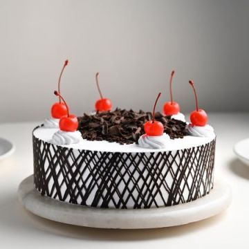 Luscious Black Forest Cake Half Kg