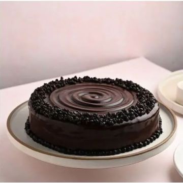 Eggless Luscious Choco Chip Cake