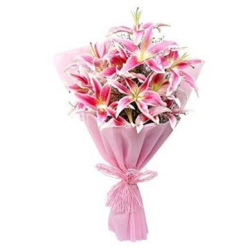 Luxurious 6 Lilies Bunch