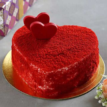 Eggless Sweet Red Heart Velvet Cake Half Kg