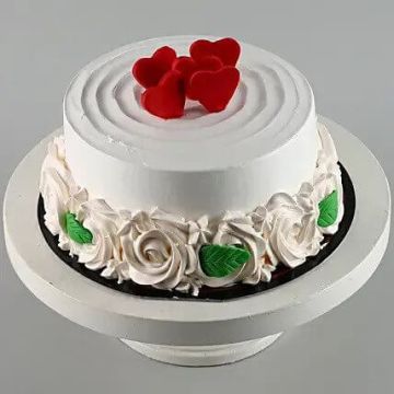 Vanilla Love Valentines Cake Half Kg