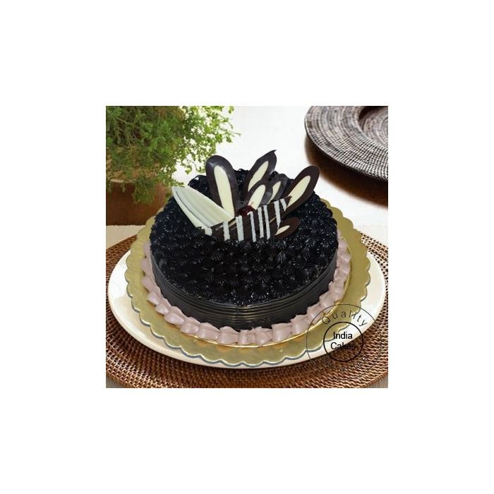 Half Kg Eggless Chocolate Jungle Cake