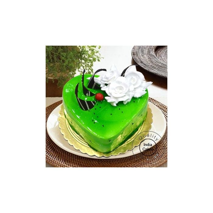 1 Kg Eggless Kiwi Cake Heart Shape