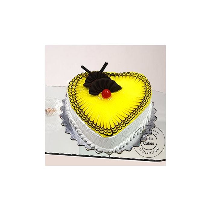 Pineapple Cake 1.5 Kg Heart Shaped